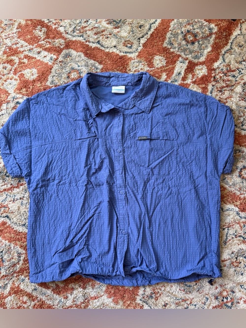 Columbia Women’s Casual Short-Sleeve Button-Down Shirt in Blue